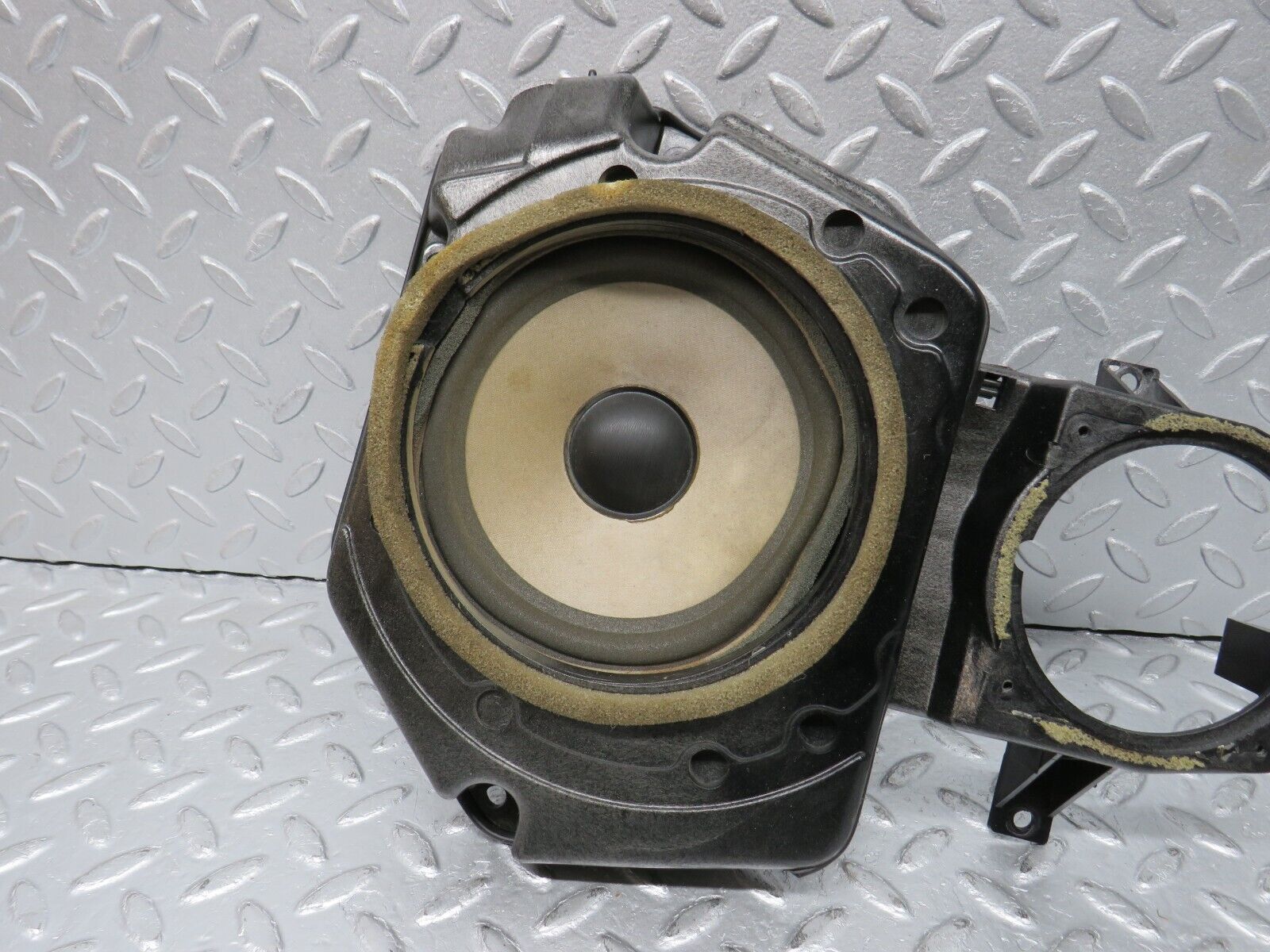 38445 Mercedes-Benz R129 280SL Coupe Left Door Speaker 1298200902