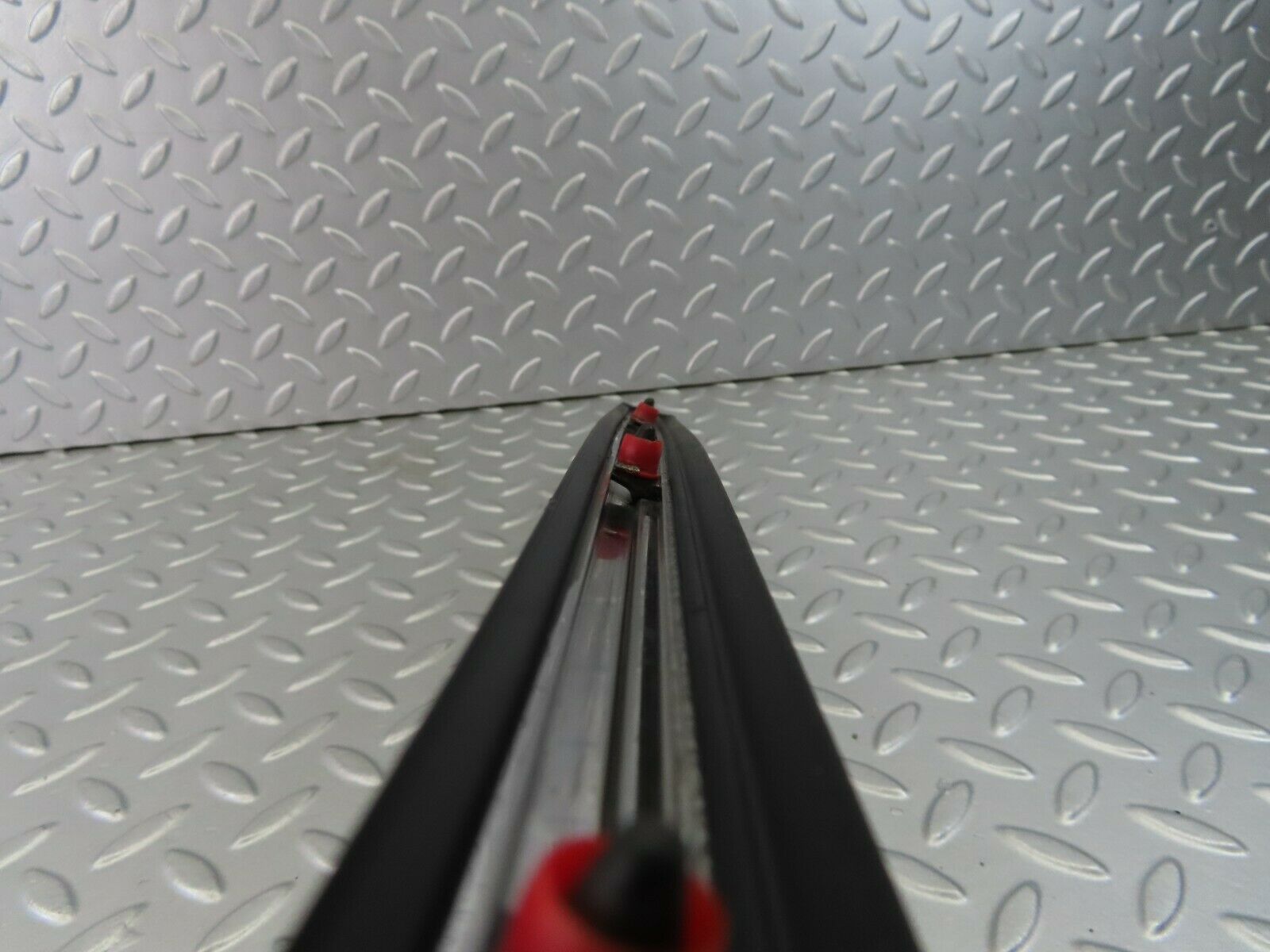 7252 Mercedes-Benz W116 450SE Centre Door Chrome Trim Front Right