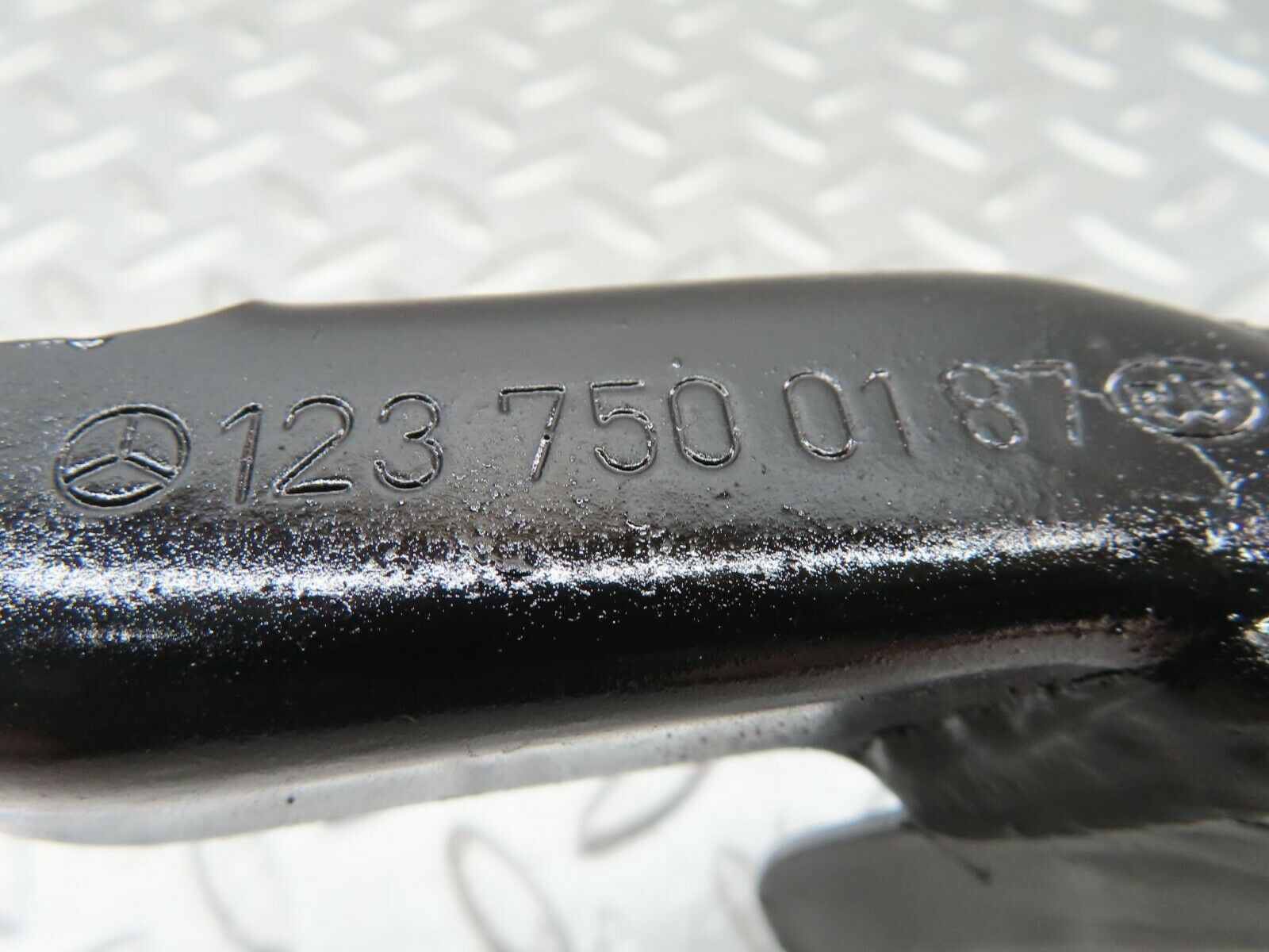 15239 Mercedes-Benz W123 230E Trunk Lid Hinge Left Side 1237500187