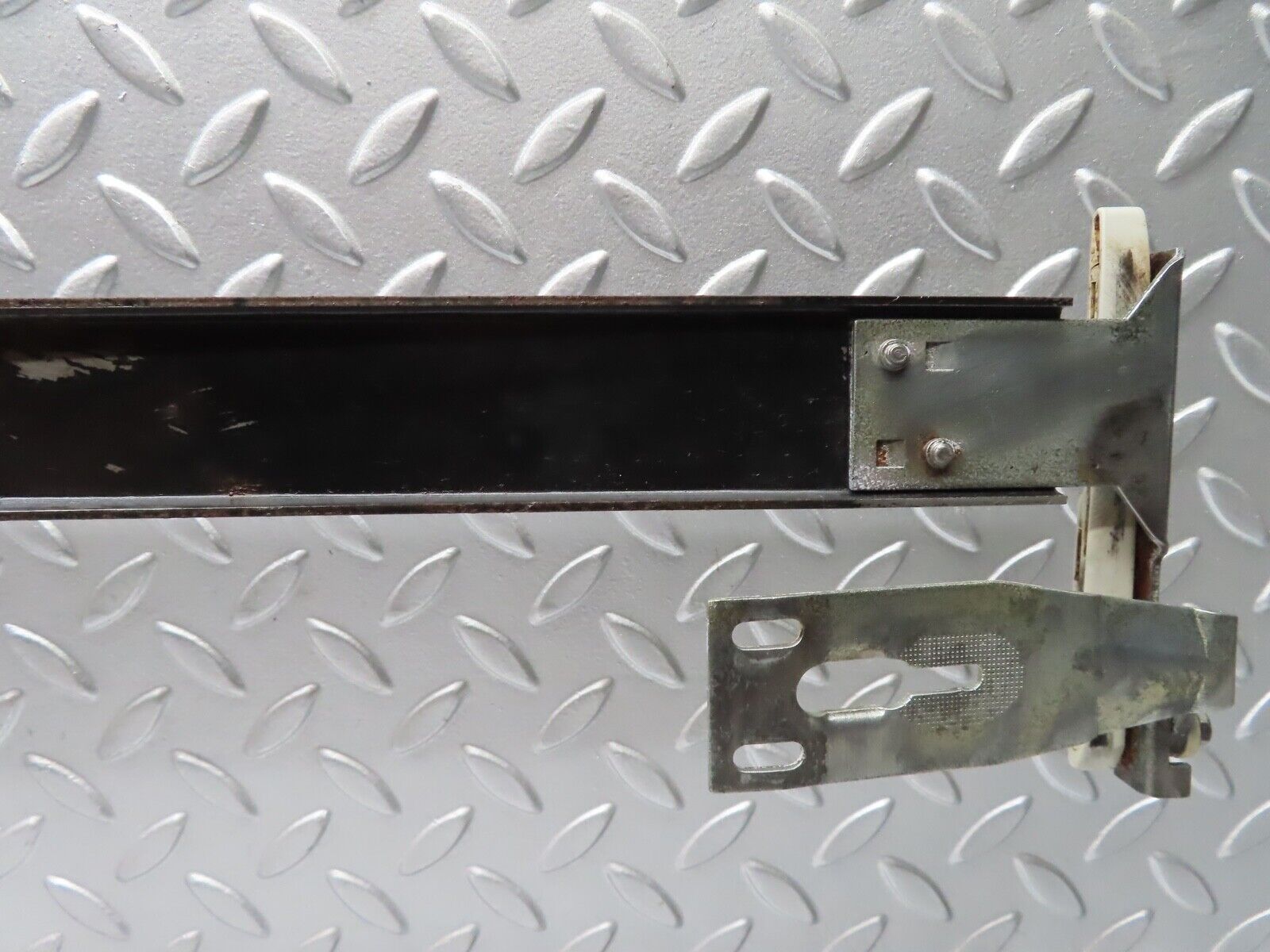 20350 Mercedes-Benz W114 280CE Coupe Power Sunroof Mechanism