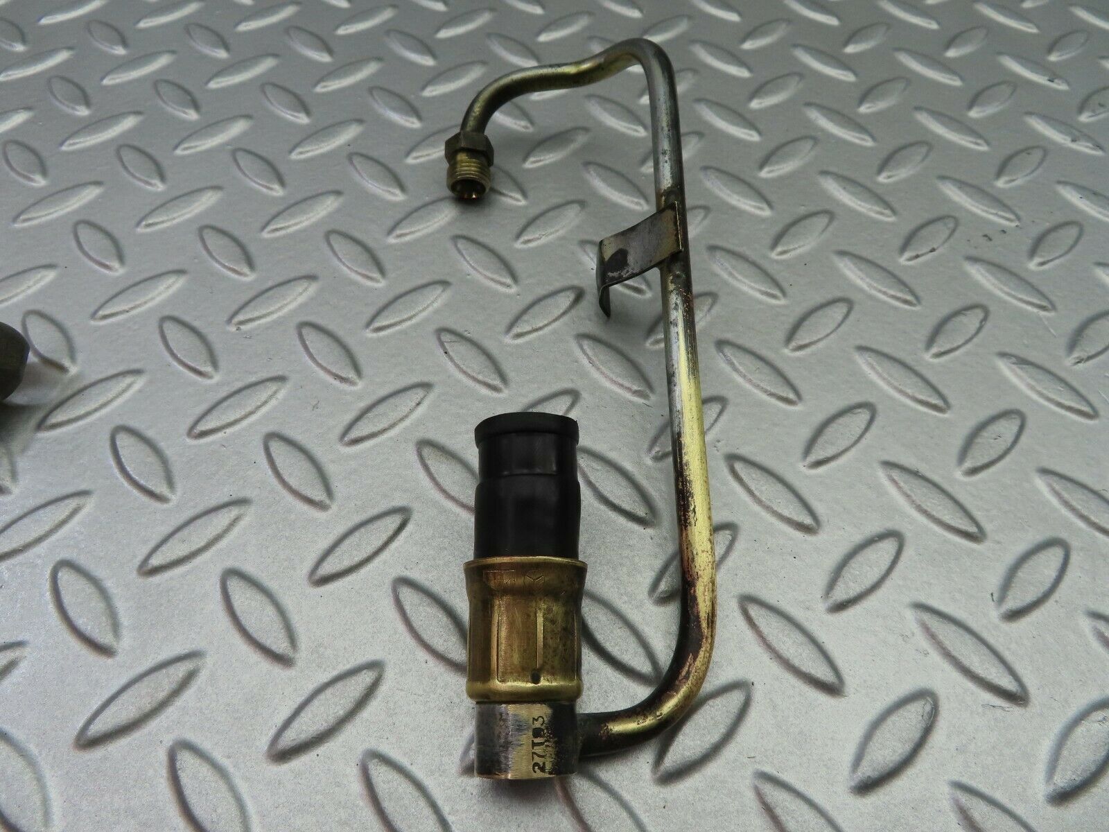 6779 Mercedes-Benz S124 E220 Wagon Fuel Hose Pipe