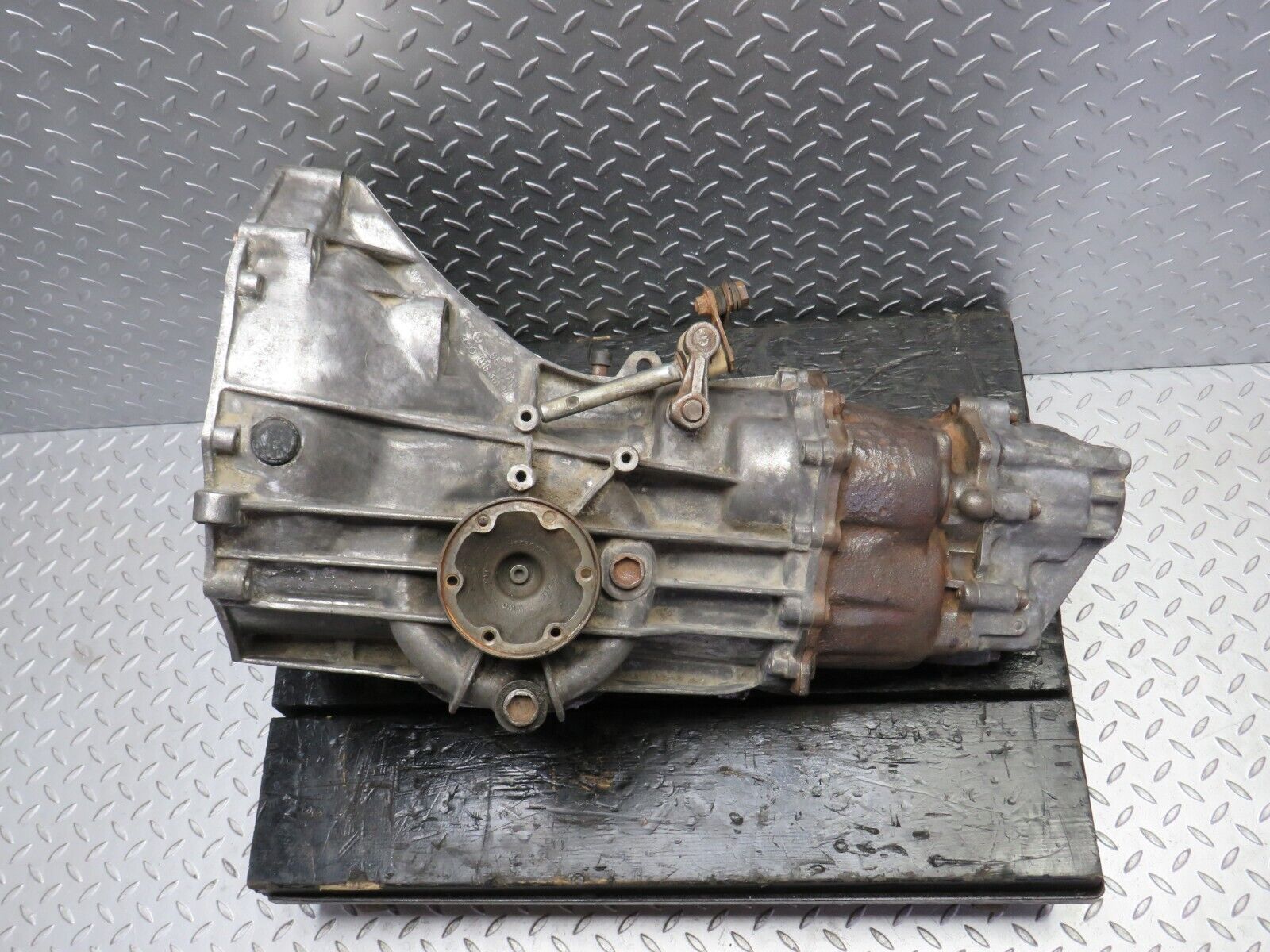 30193 Porsche 924 Manual Gearbox 5 Speed MD25053 016301107