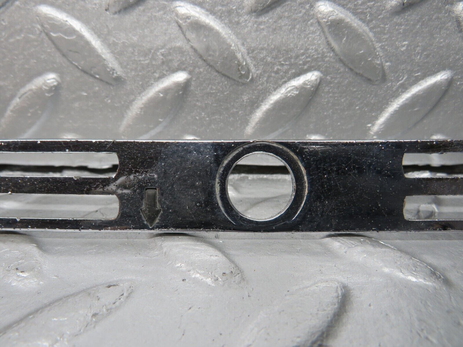 40252 Mercedes-Benz W110 230 Dash Centre Heater Control Chrome