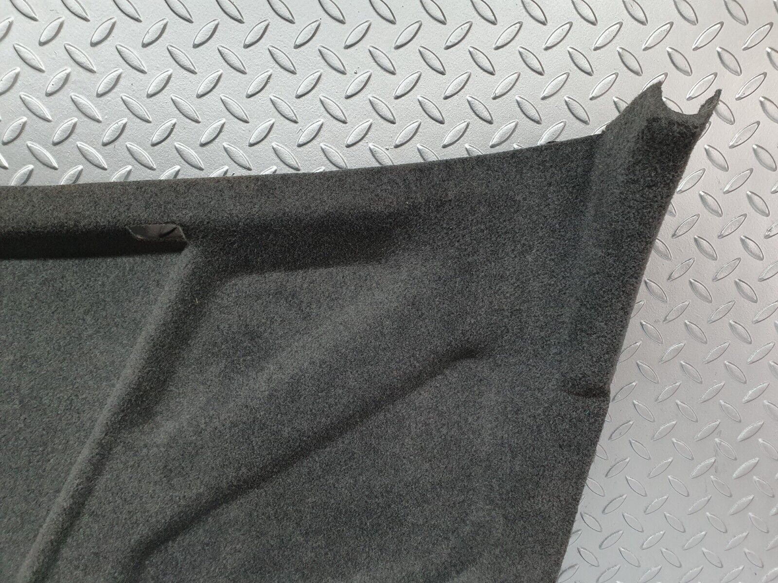 41566 Mercedes-Benz W124 200E Boot Lid Inner Cover