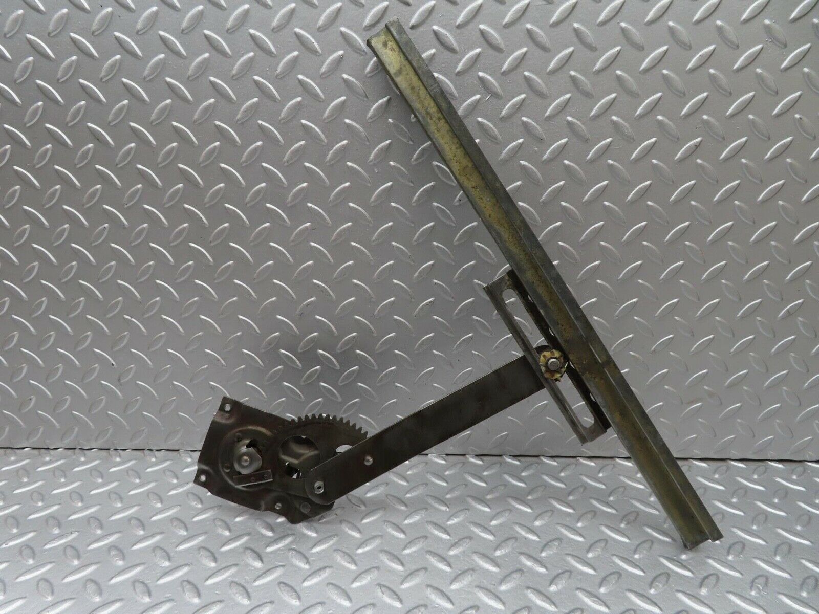 12859 Mercedes-Benz W111 220SE Rear Left Manual Window Regulator