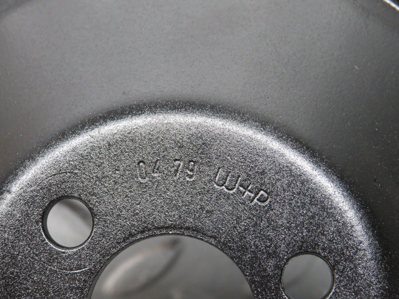 30967 Mercedes-Benz W124 230E Power Steering Pulley 2014600479