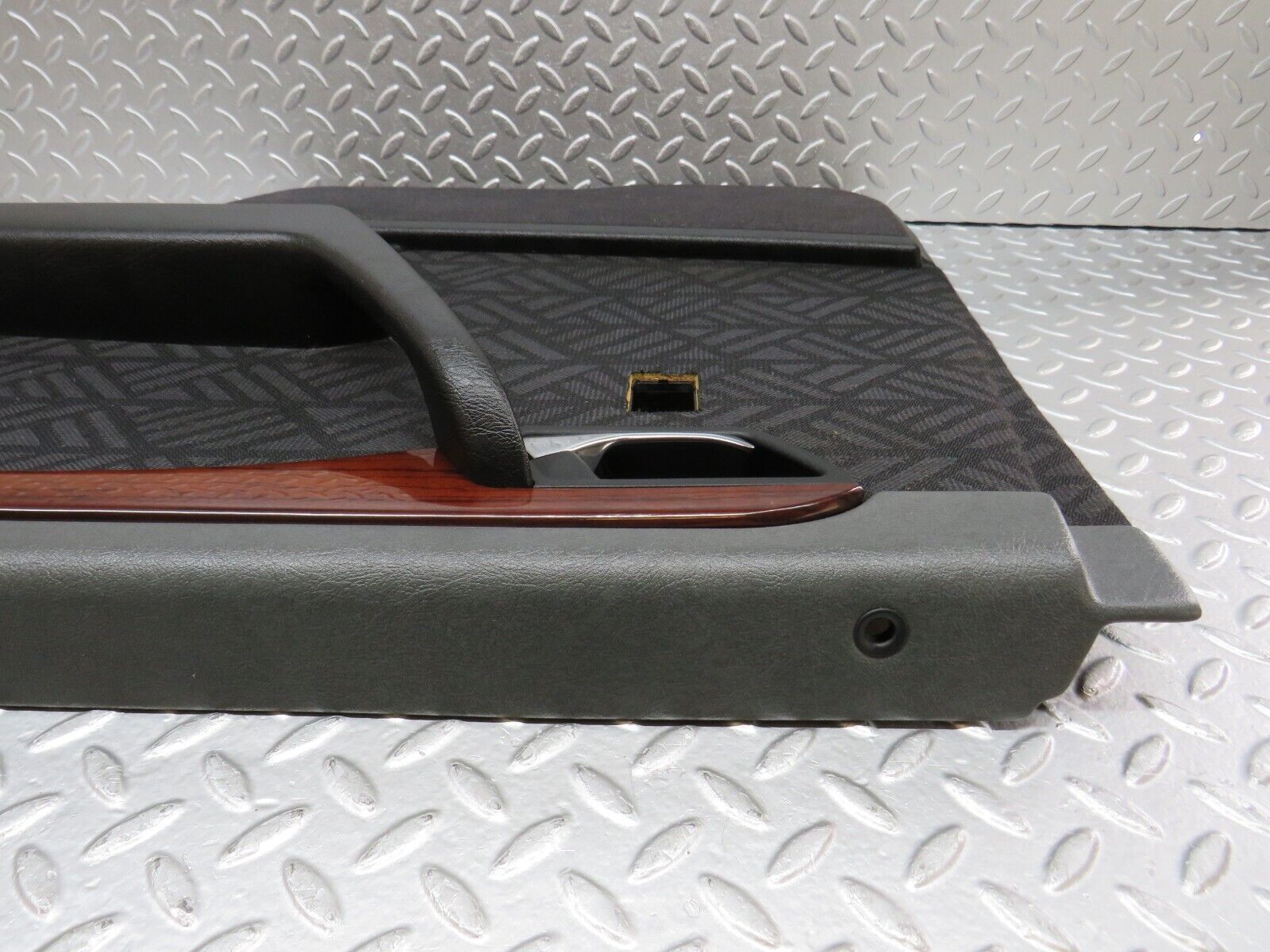 33357 Mercedes-Benz W202 C180 Rear Right Door Card 2027303870