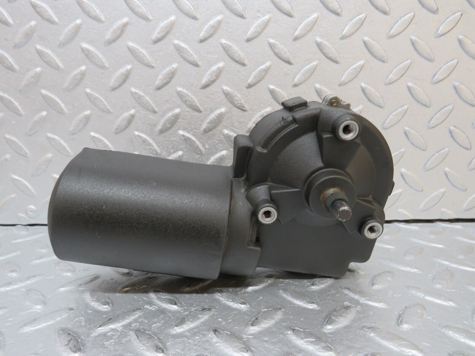 38078 Mercedes-Benz A124 320E Cabriolet Wiper Motor 0390241425