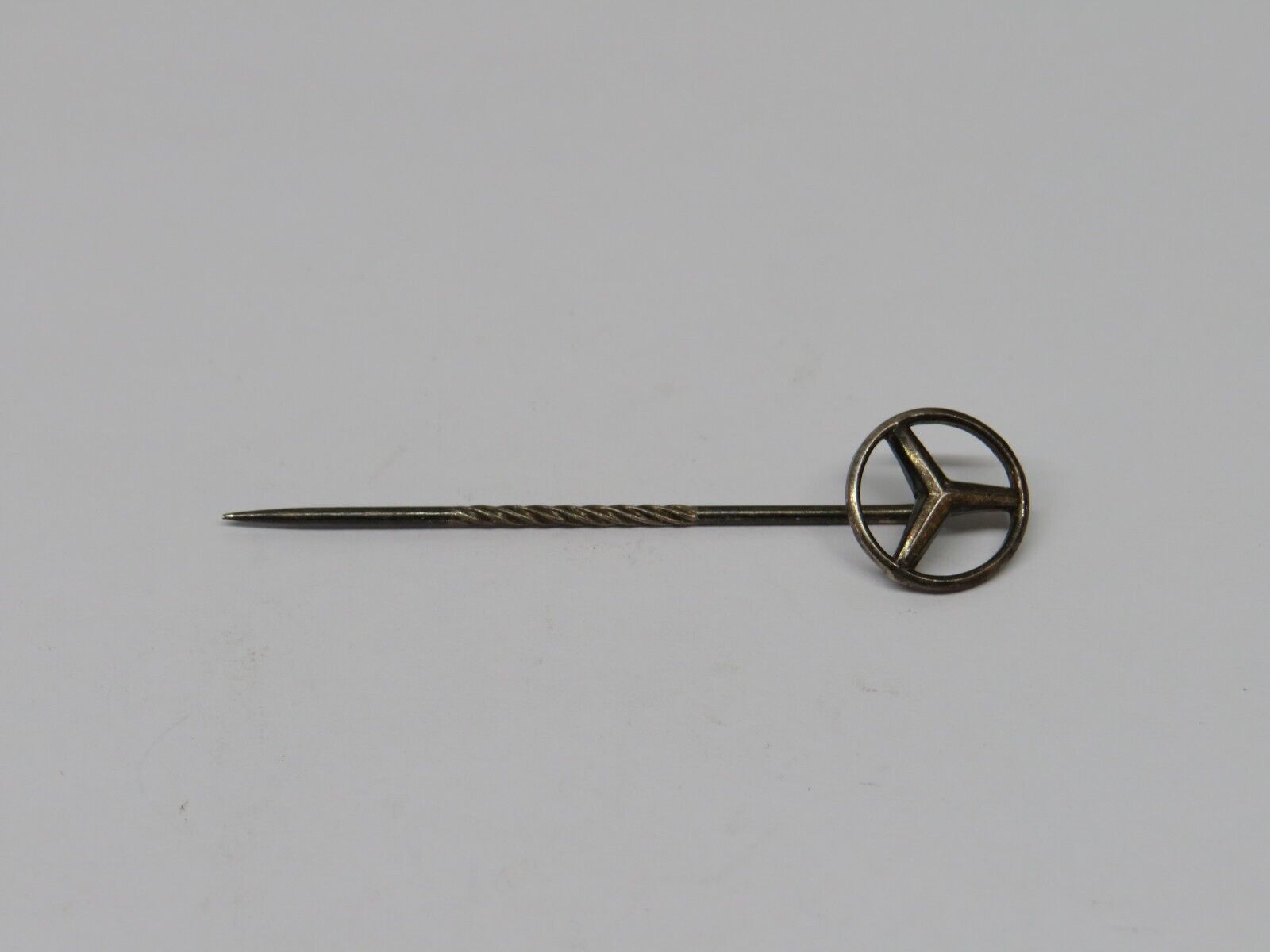 37504 Mercedes-Benz Vintage Lapel Pin Badge
