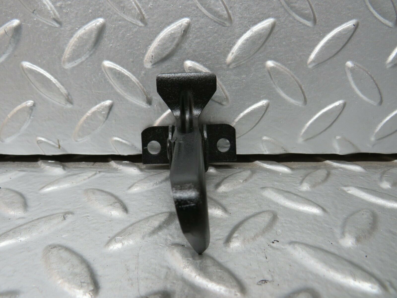 23622 Mercedes-Benz W114 280E Bonnet Safety Latch