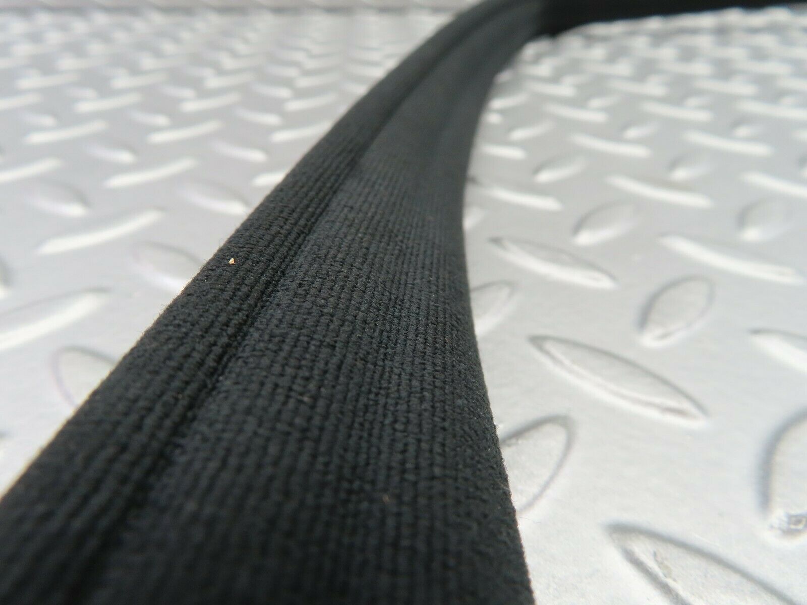 6638 Mercedes-Benz S124 E220 Wagon Rear Right Cloth Covered Door Seal