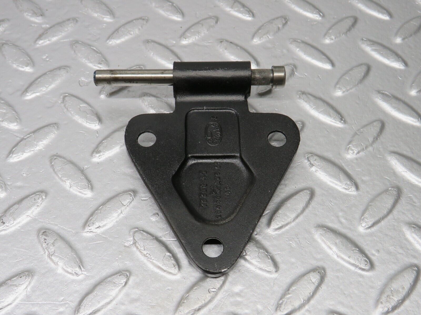 40420 Mercedes-Benz W110 230 Rear Right Door Hinge