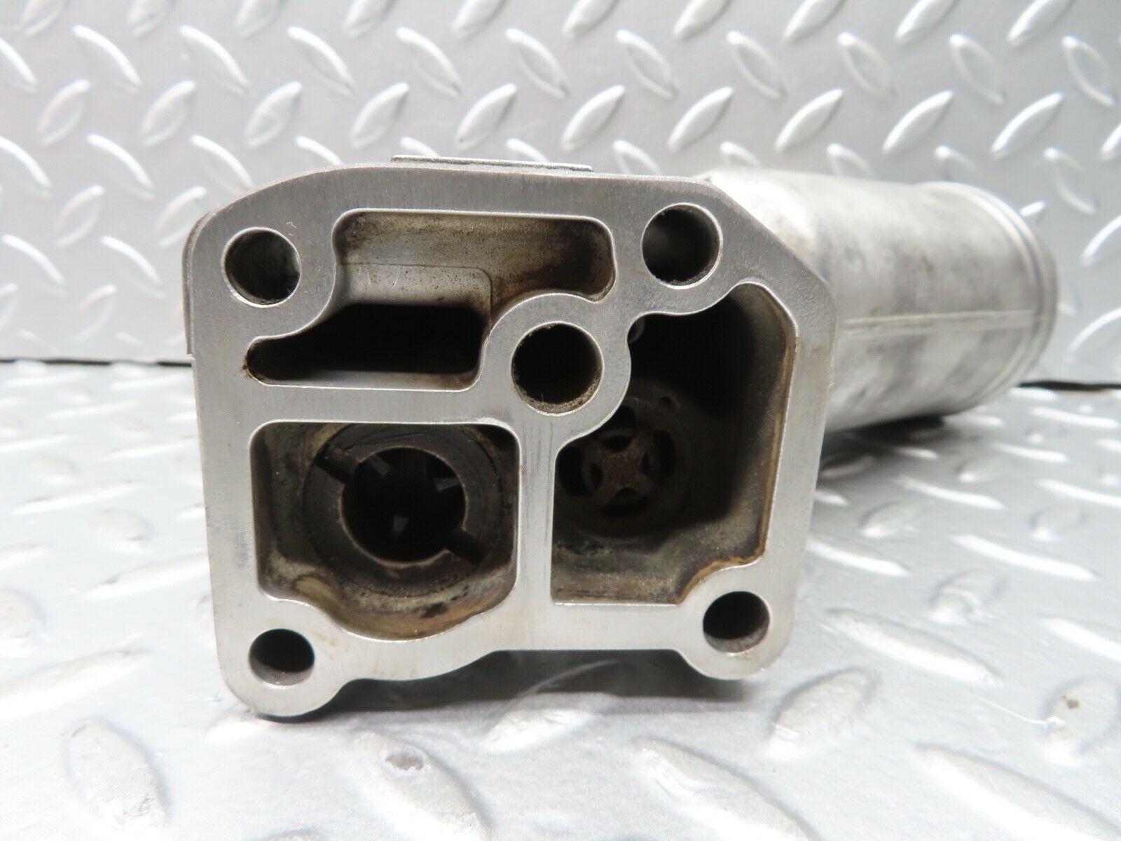 21357 Mercedes-Benz W123 230E Oil Filter Housing 1021800711