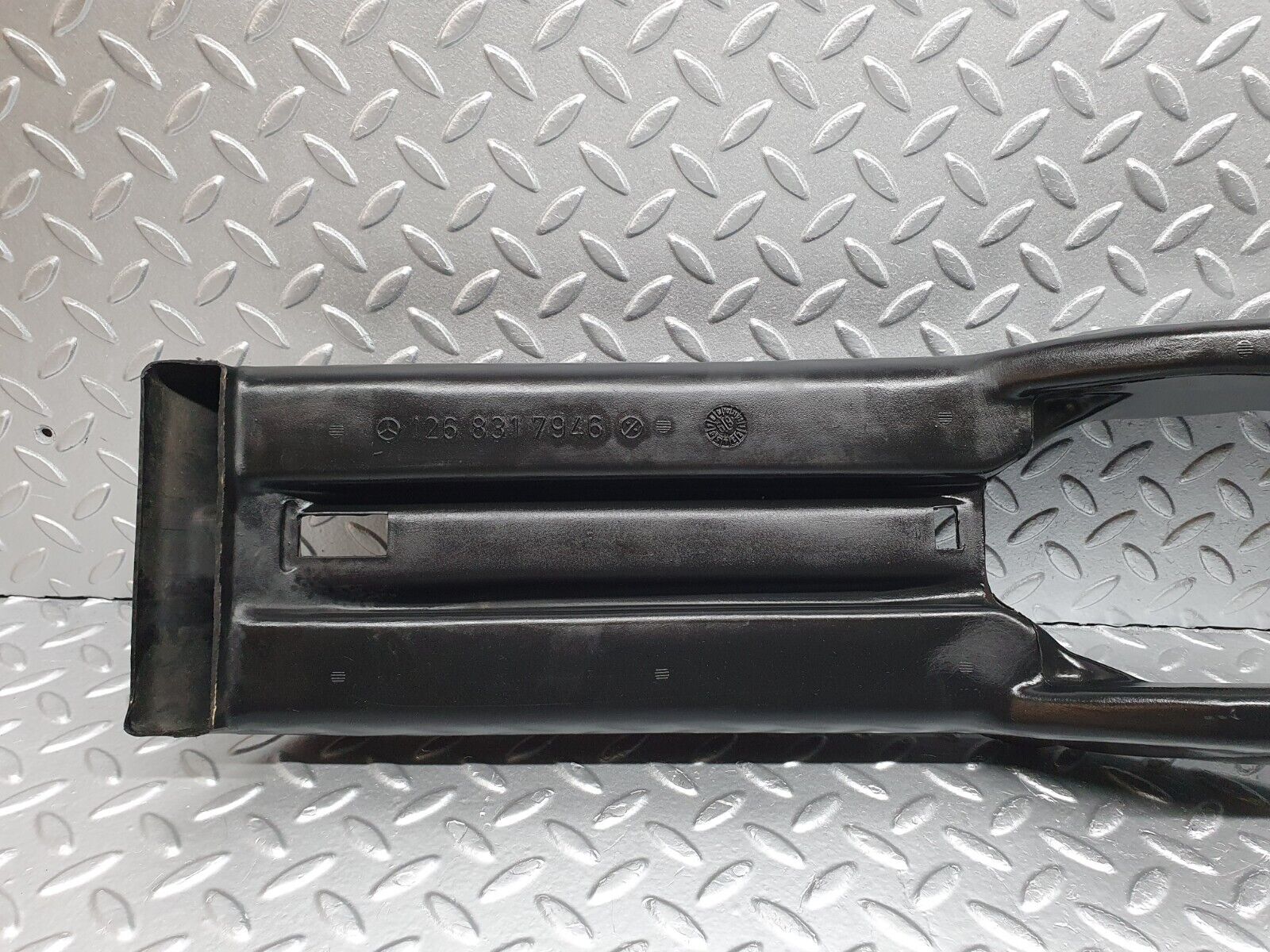 40903 Mercedes-Benz W126 300SE Cabin Center Air Duct Channel 1268317946