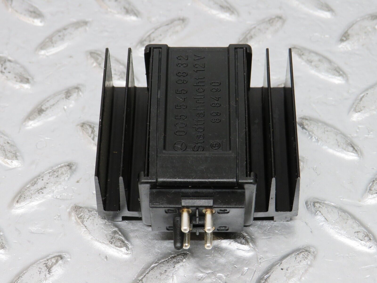 32383 Mercedes-Benz S124 300TE Wagon ECU Relay 0055459832