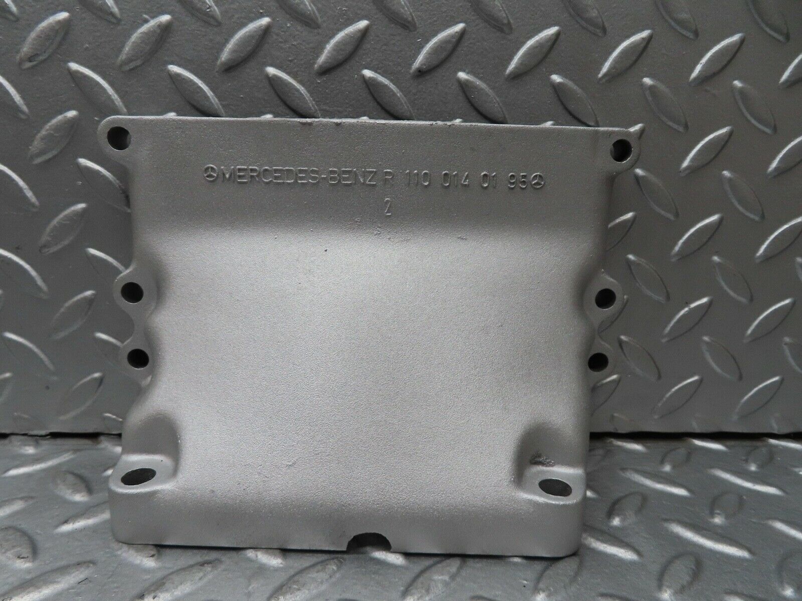 16906 Mercedes-Benz C123 280CE Coupe Gearbox Support 1100140195