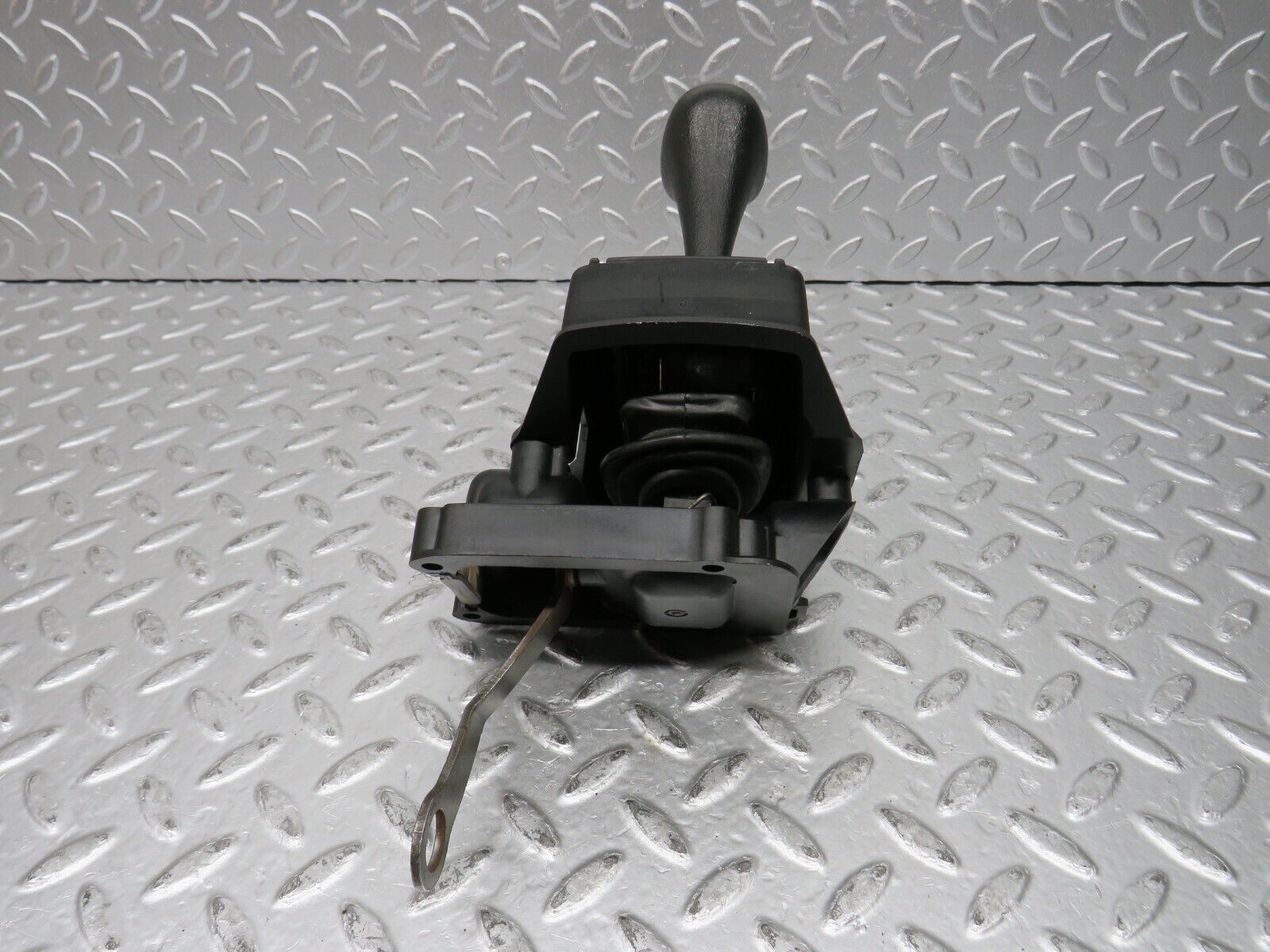 32001 Mercedes-Benz W123 230E Automatic Gear Shift Selector