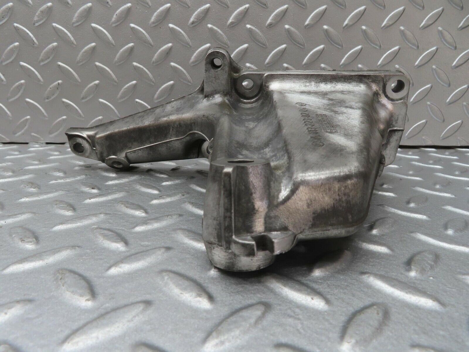 13398 Mercedes-Benz W220 S430 Engine Mount Bracket Left Side 1132230204