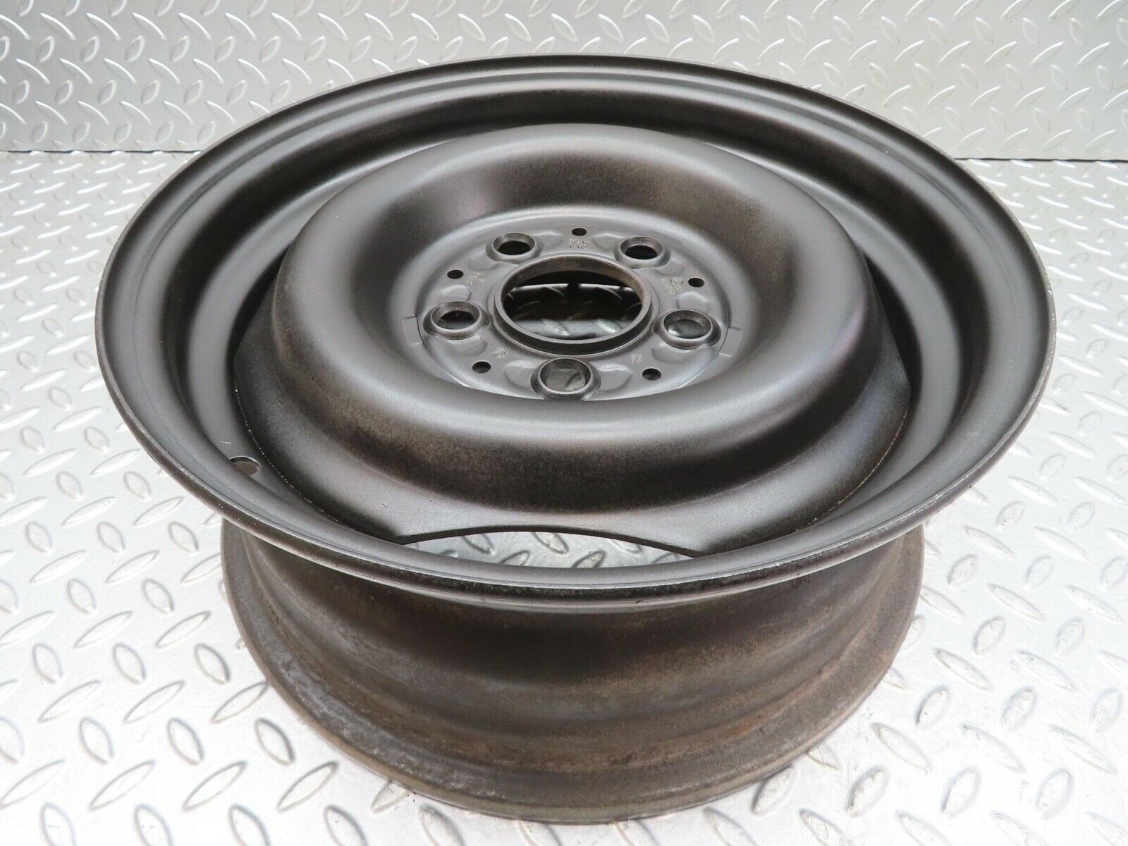 13235 Mercedes-Benz Steel Wheel 5.5Jx14H2 ET30 5x112 1234000302