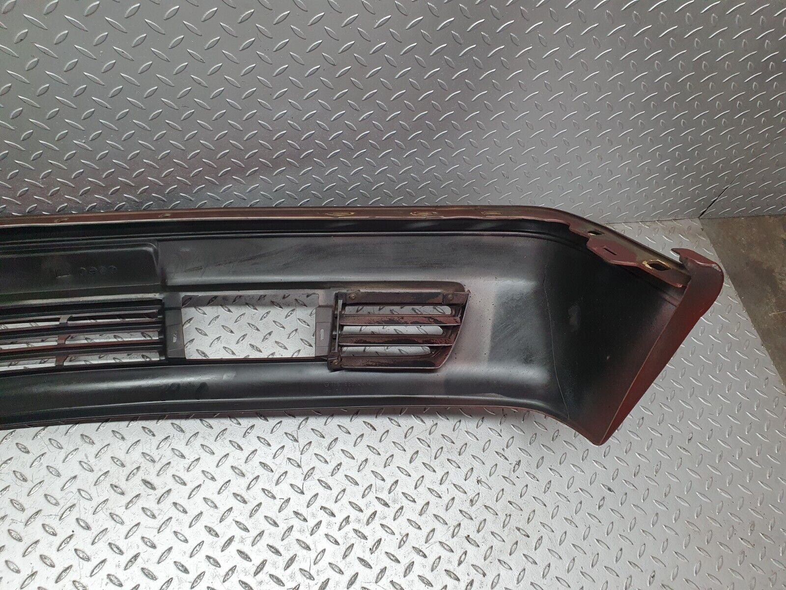41276 Mercedes-Benz W126 300SE Front Bumper 1268802440 1268800205