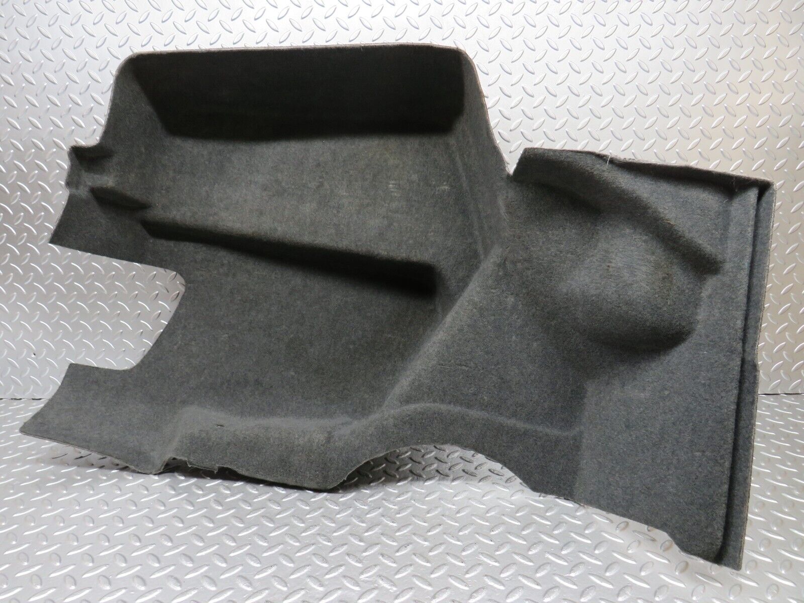 25733 Mercedes-Benz W124 280E Trunk Panel Cover Right 1246935433