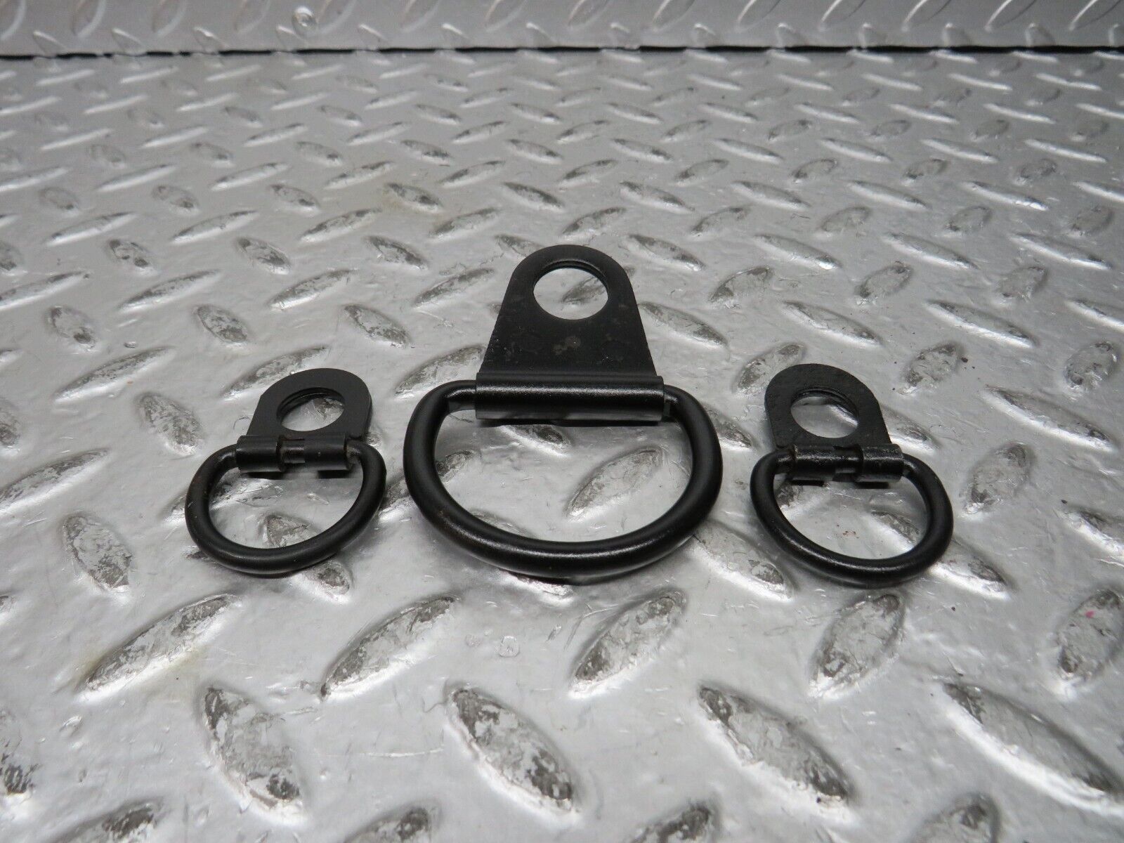 27735 Mercedes-Benz S124 300TE Wagon Trunk Cargo Hook Clip Set