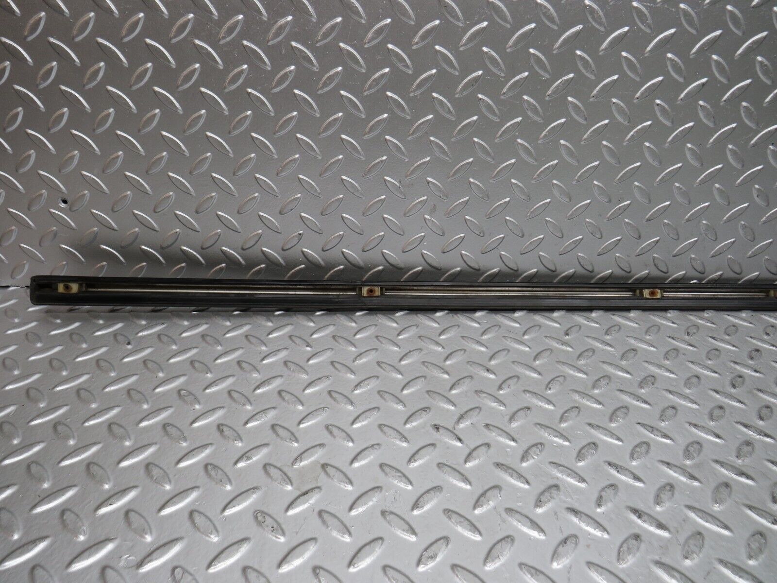 28625 Mercedes-Benz W123 280E Trunk Boot Lid Chrome Moulding Trim