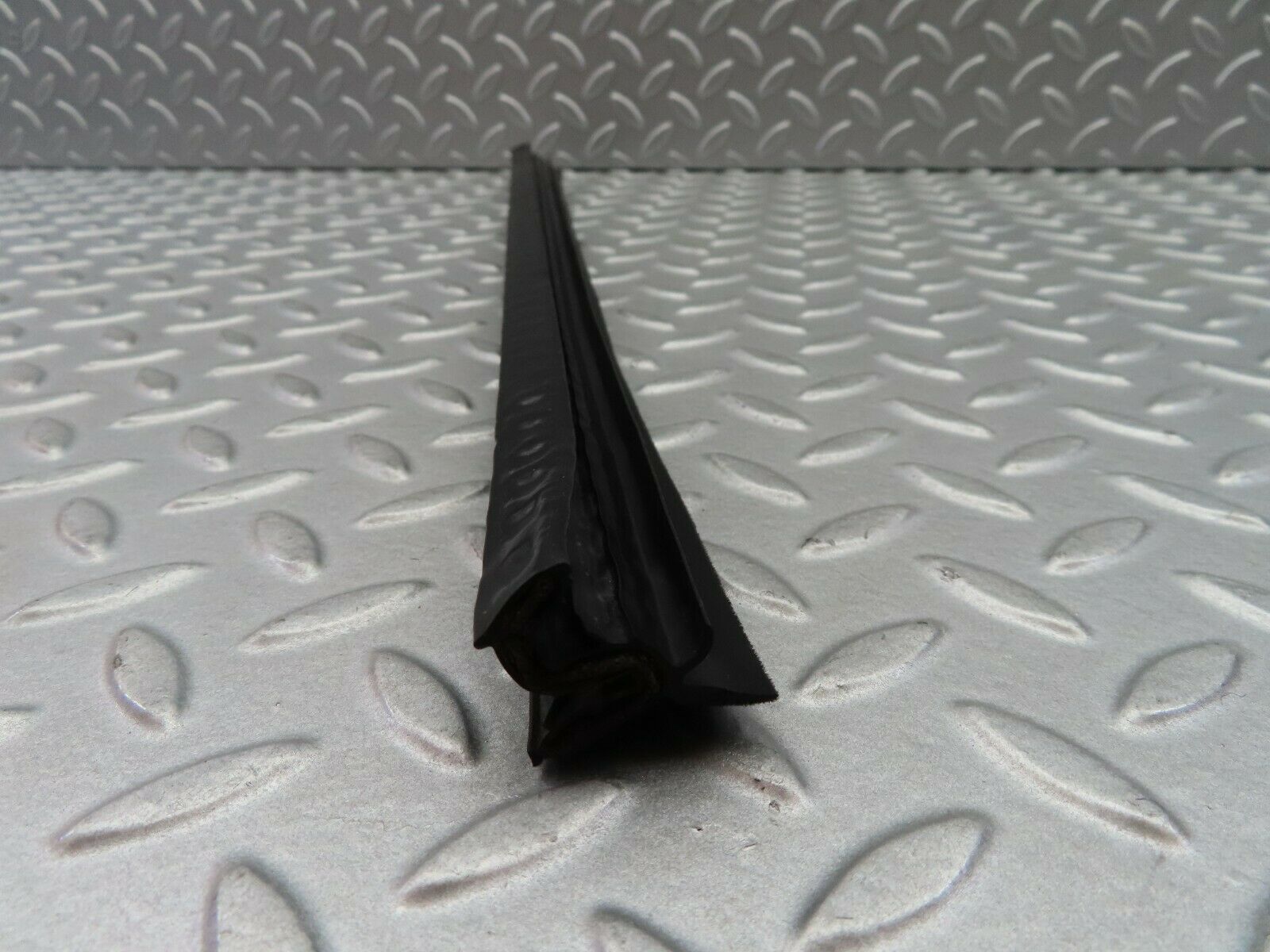 6097 Mercedes-Benz W126 380SE Inner Window Weatherstrip Seal Rear Left
