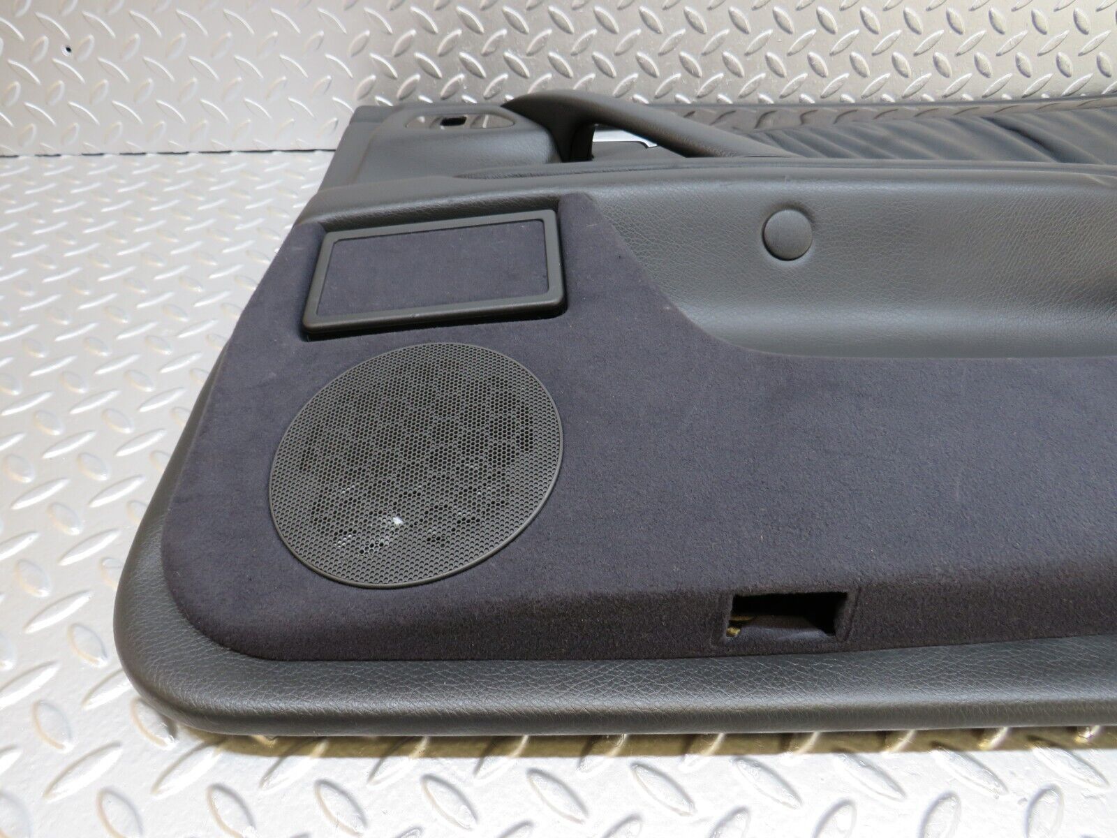 34733 Mercedes-Benz W210 320E Rear Right Door Card 2107374271