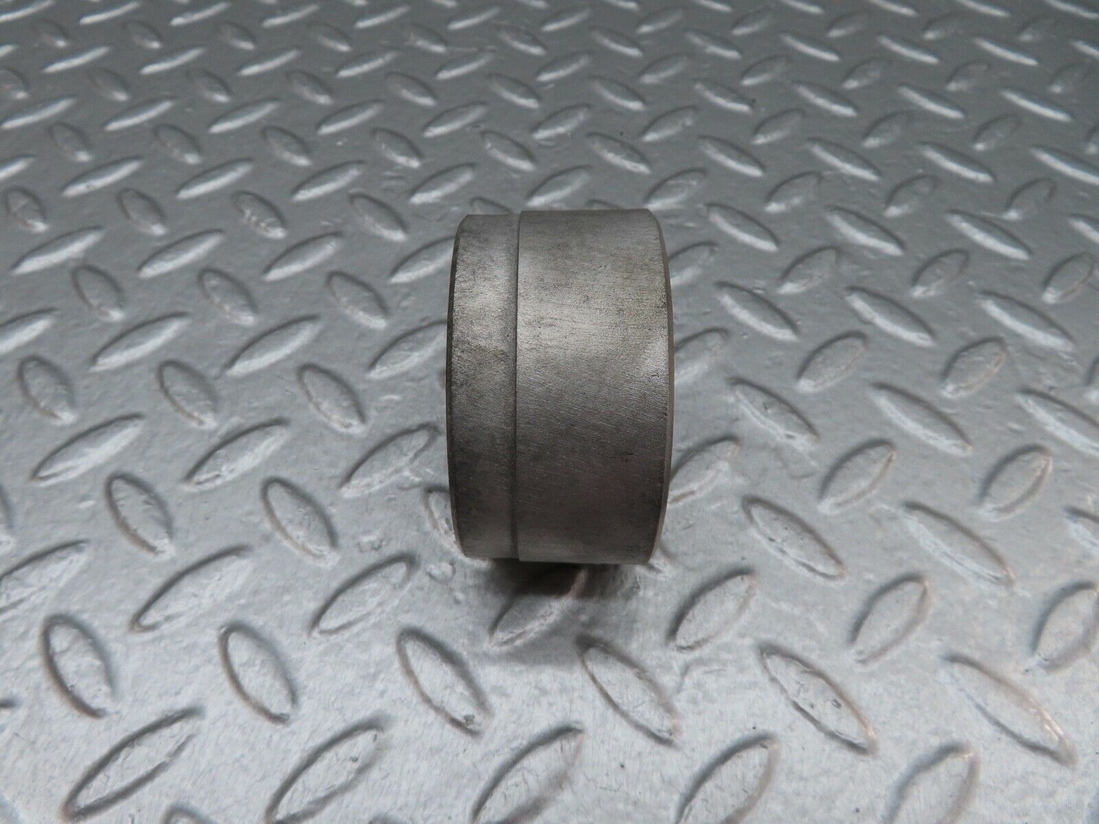 17940 Mercedes-Benz W123 200 Water Pump Spacer 1152050126