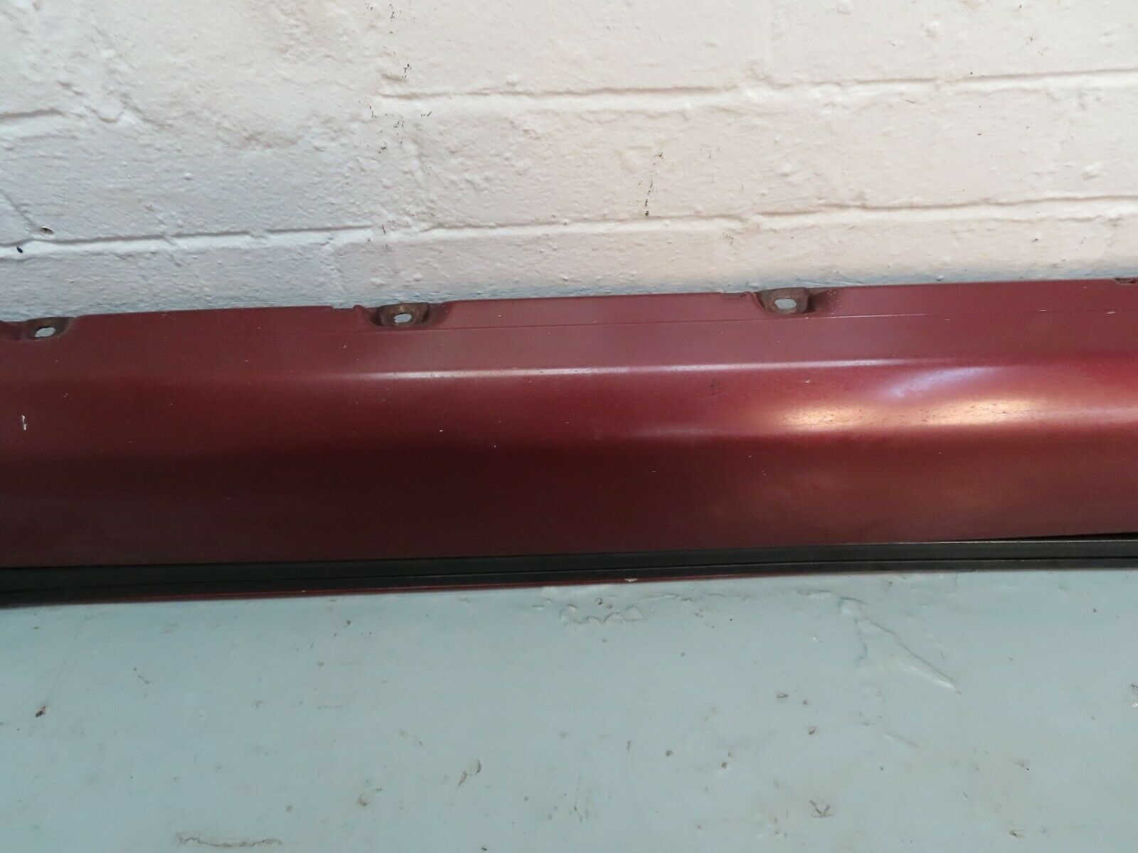 6702 Mercedes-Benz S124 E220 Wagon Side Skirt Right Side 1246902440