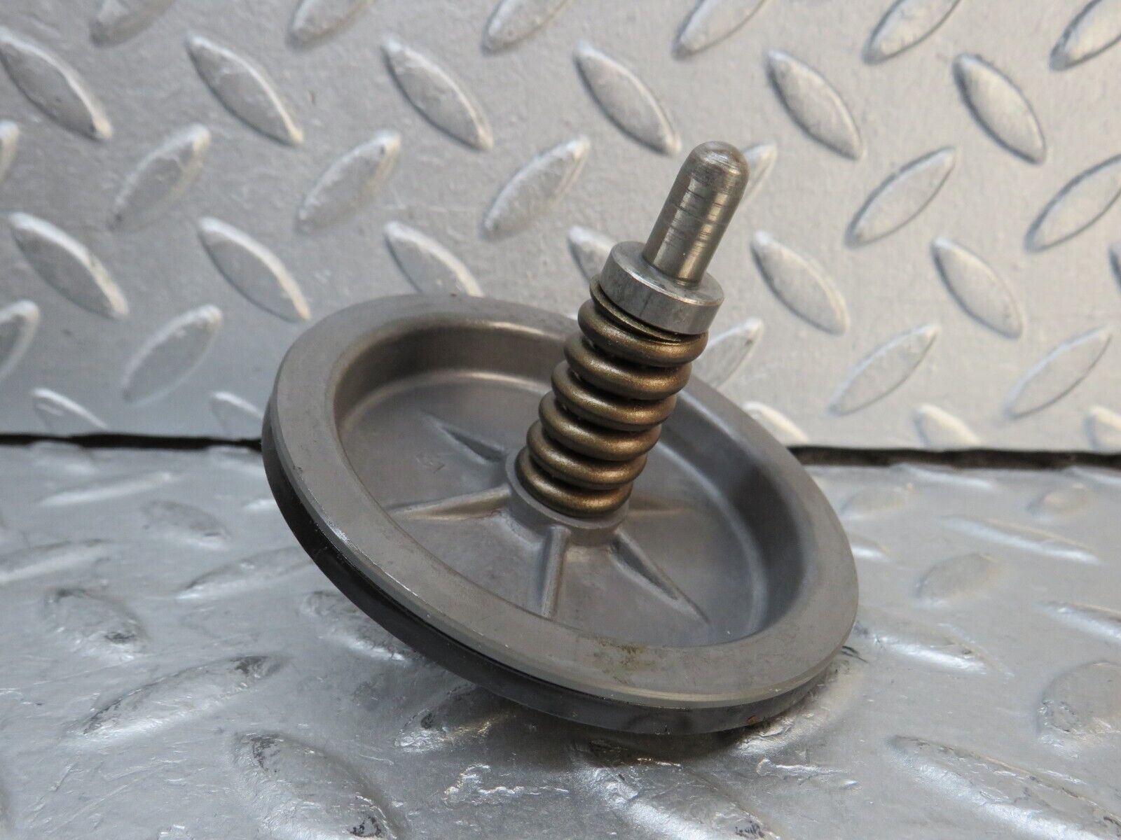 37686 Mercedes-Benz W109 300SEL Automatic Gearbox Piston