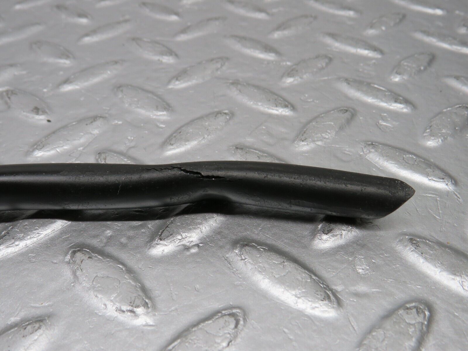 38403 Mercedes-Benz R129 280SL Coupe Roof Folding Lift Cylinder Cover Right 1297700462