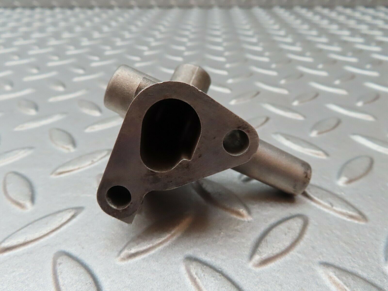 4390 Mercedes-Benz W123 230E Idle Control Valve 1020940512