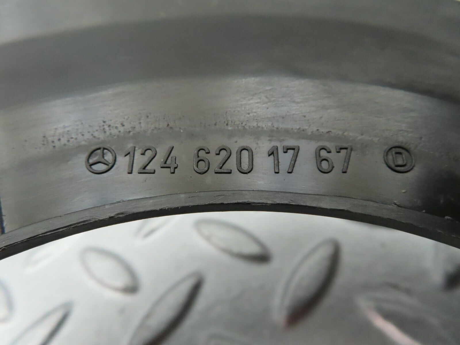 5392 Mercedes-Benz W124 230E Wiper Surround Trim Cover 1246201767