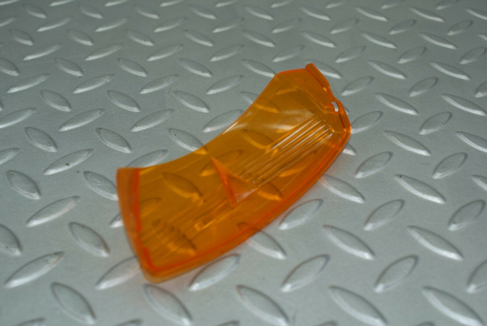 3161 Mercedes-Benz W115 220D Front Indicator Lens