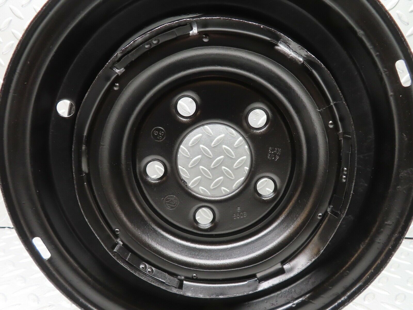 18994 Mercedes-Benz W121 190b Ponton Steel Wheel 4.5kx13