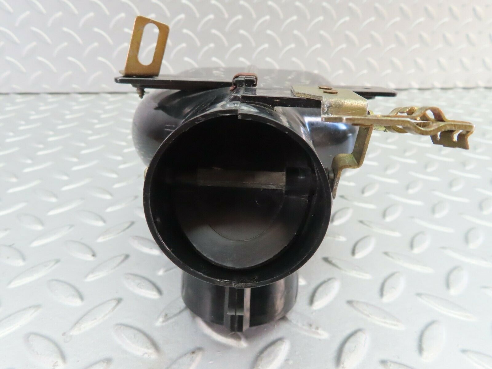 7217 Mercedes-Benz C107 350SLC Coupe Heater Air Duct Left