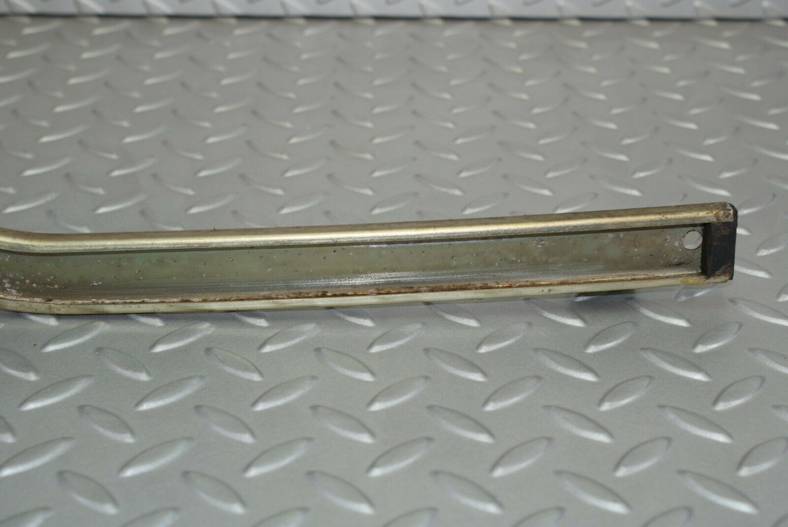 2992 Mercedes-Benz C123 280CE Coupe Rear Right Window Chanel