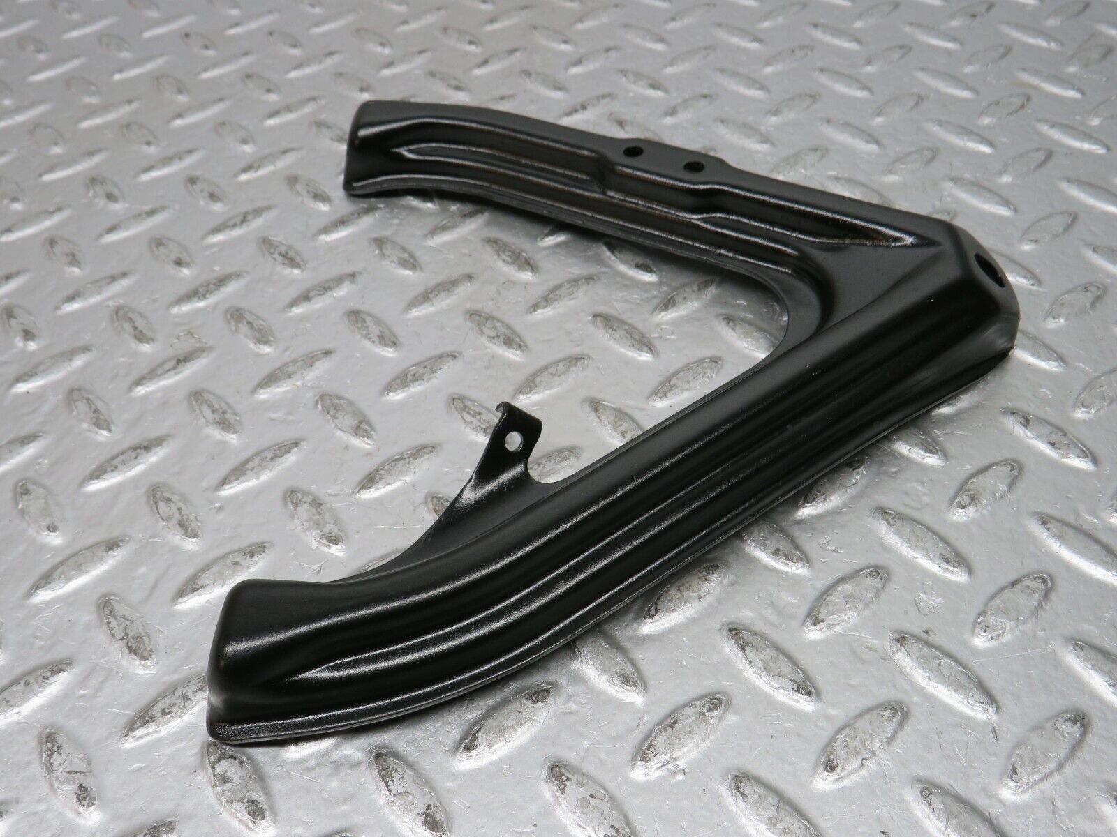 31990 Mercedes-Benz W123 230E Air Intake Manifold Bracket