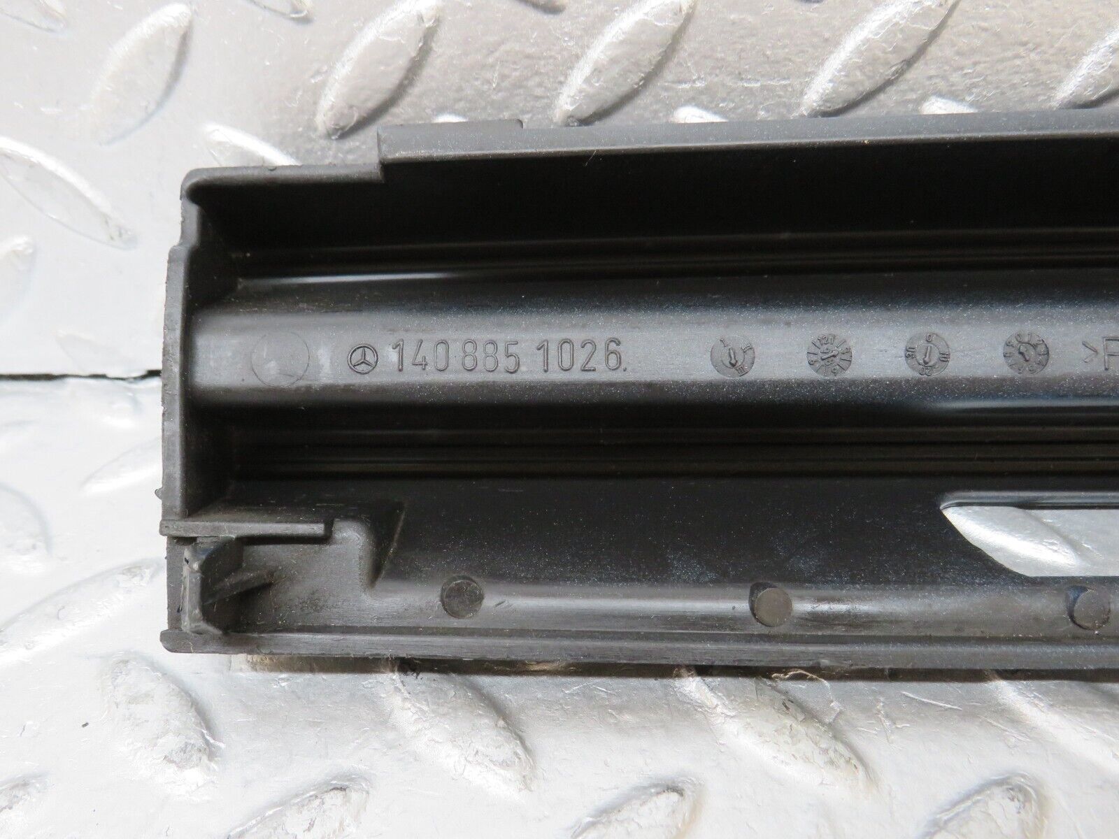 35315 Mercedes-Benz W140 Front Bumper Tow Hook Cover Grill 1408851026