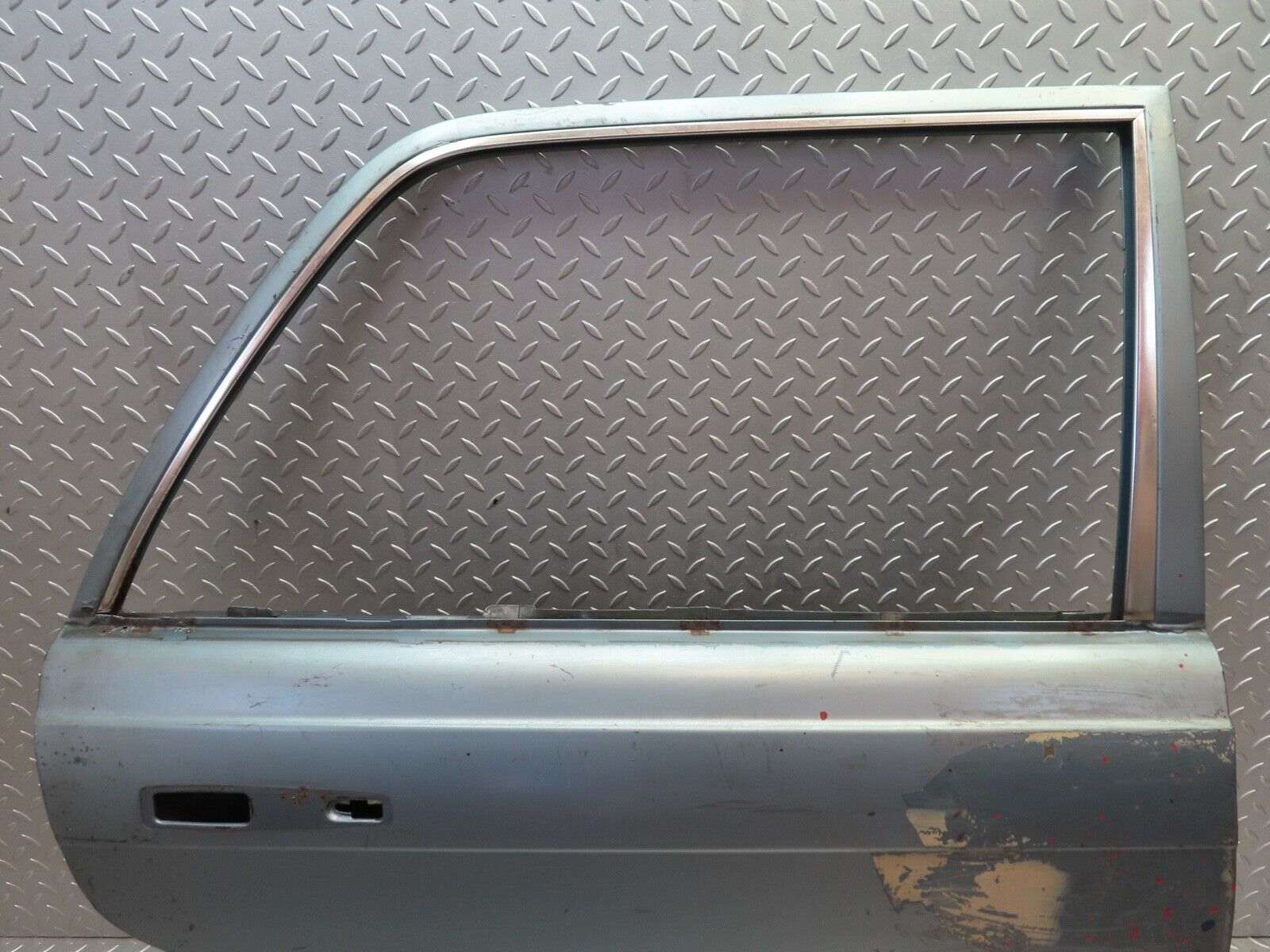 18809 Mercedes-Benz W116 Rear Right Door