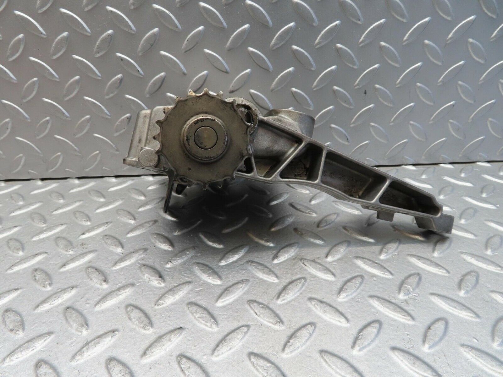 11299 Mercedes-Benz W221 S320 Oil Pump 6421810901