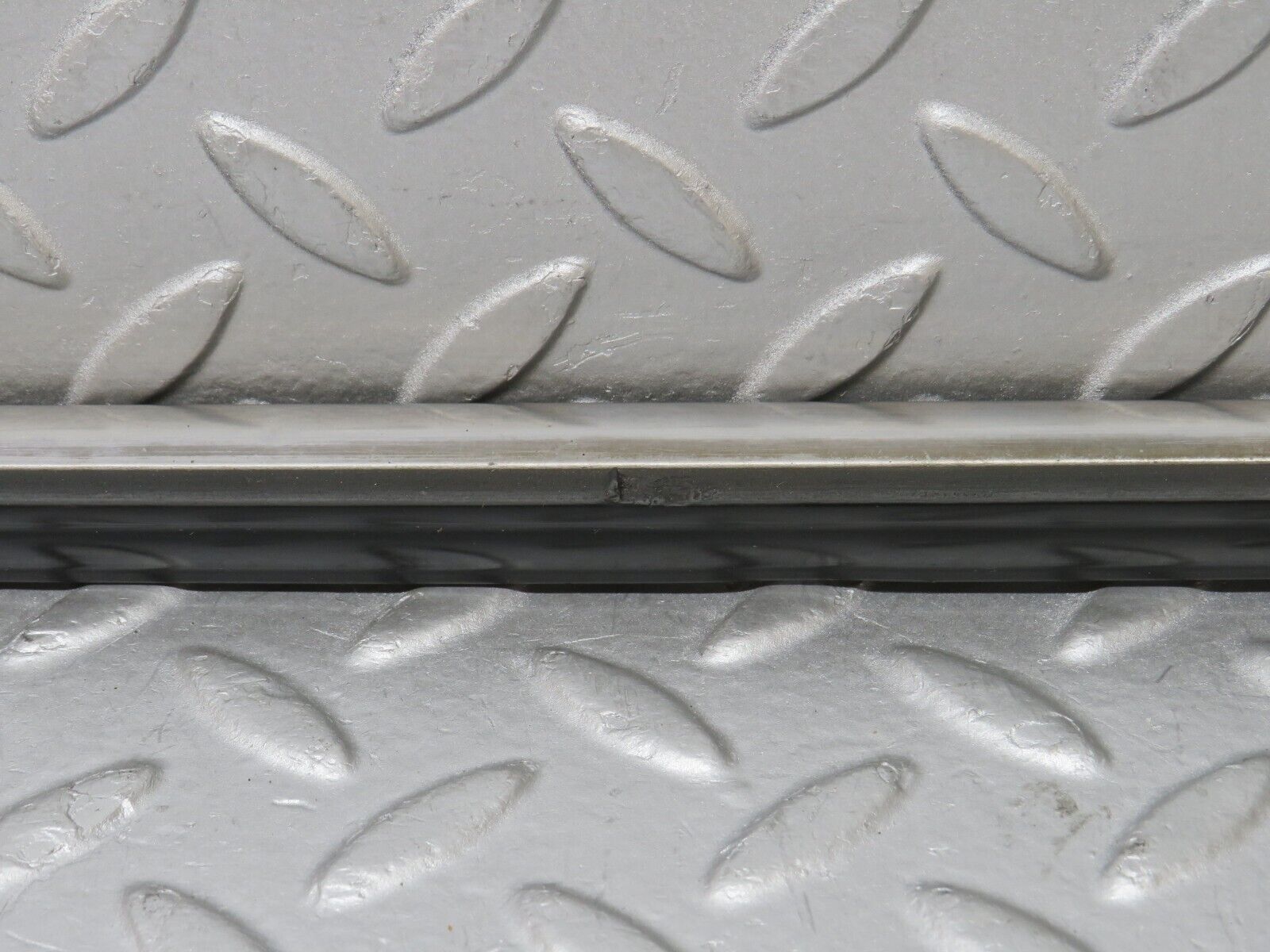 35776 Mercedes-Benz W108 Rear Left Door Centre Moulding Trim