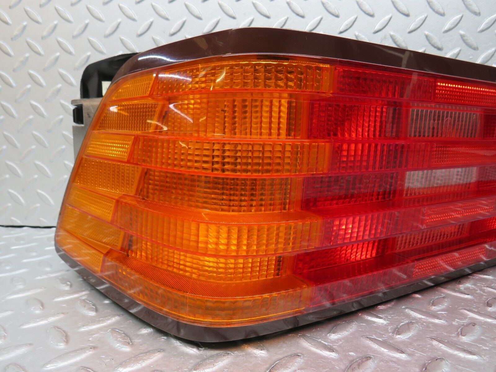 38354 Mercedes-Benz R129 280SL Coupe Tail Light Left Side 1298201964