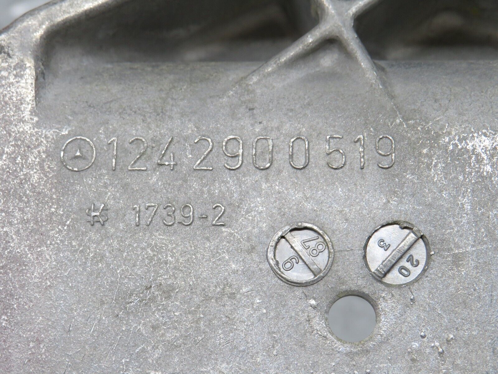 34109 Mercedes-Benz W124 260E Brake Pedal Bracket 1242900519