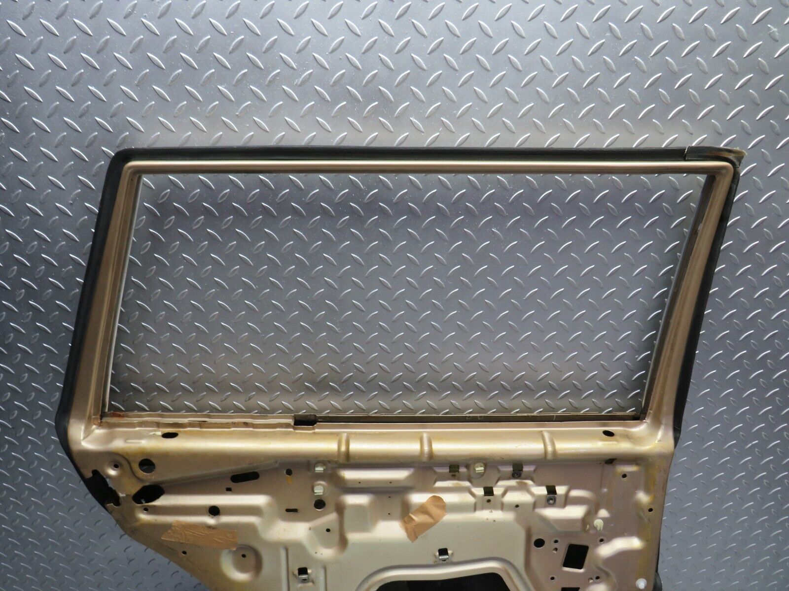 28196 Mercedes-Benz S123 240D Wagon Rear Left Door