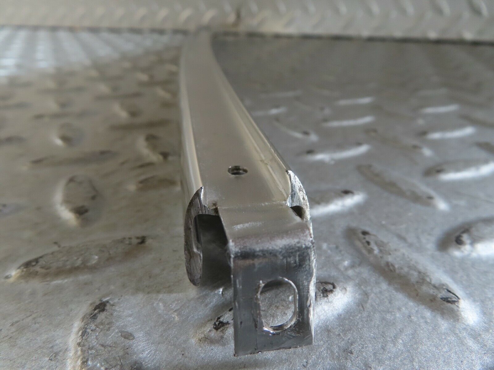 19132 Mercedes-Benz W123 300D Rear Right Door Chrome Window Channel