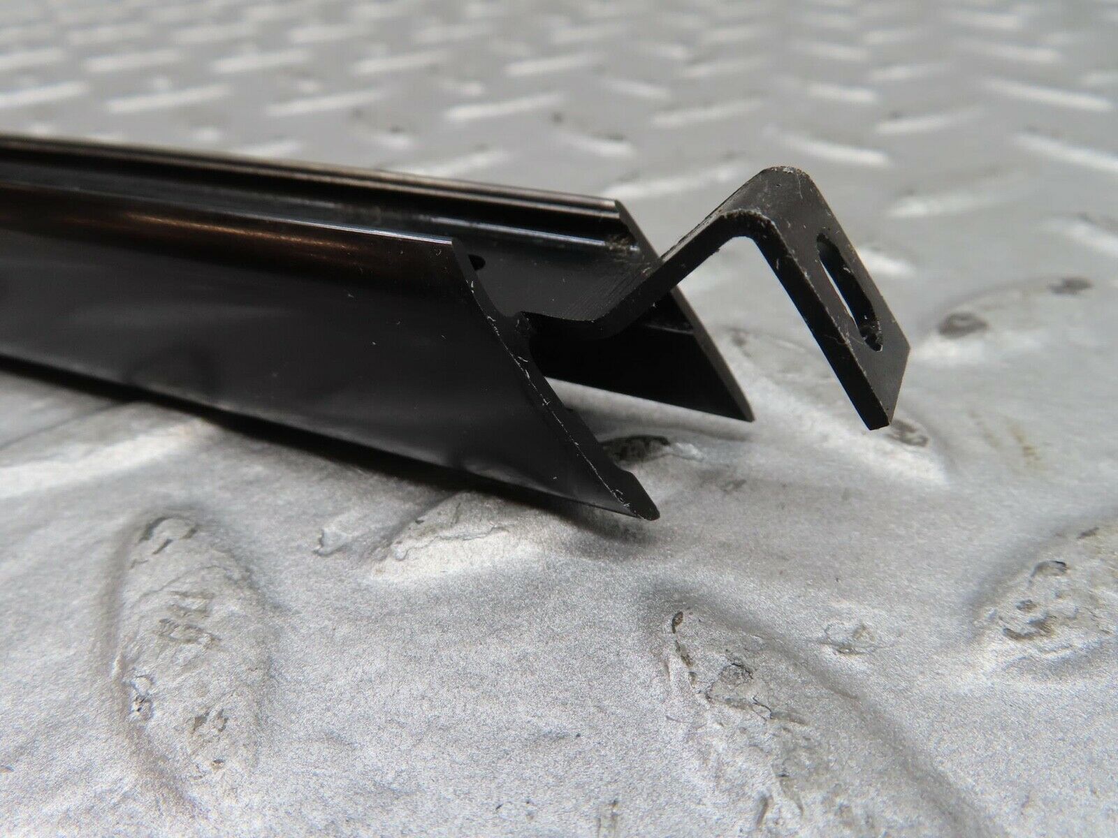 16437 Mercedes-Benz W124 260E Rear Left Door Upper Window Channel