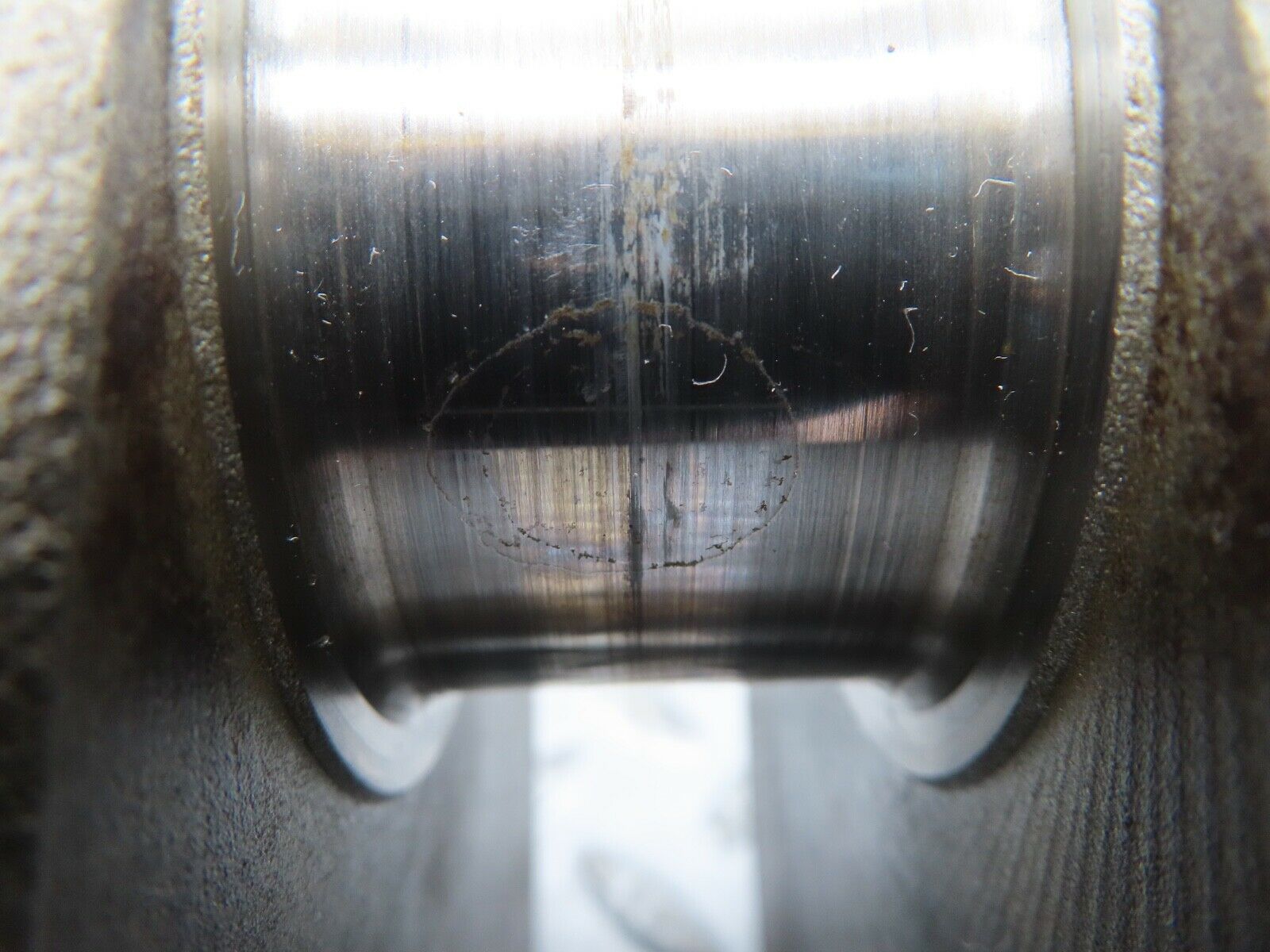 16995 Mercedes-Benz C123 280CE Coupe Crankshaft 1100310701